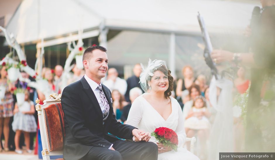 La boda de Hugo y Amalia en Mutxamel, Alicante