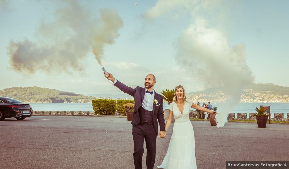 La boda de Carlos y Paula en Baiona, Pontevedra