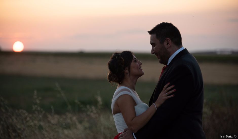 La boda de Javi y Elena en Piña De Campos, Palencia