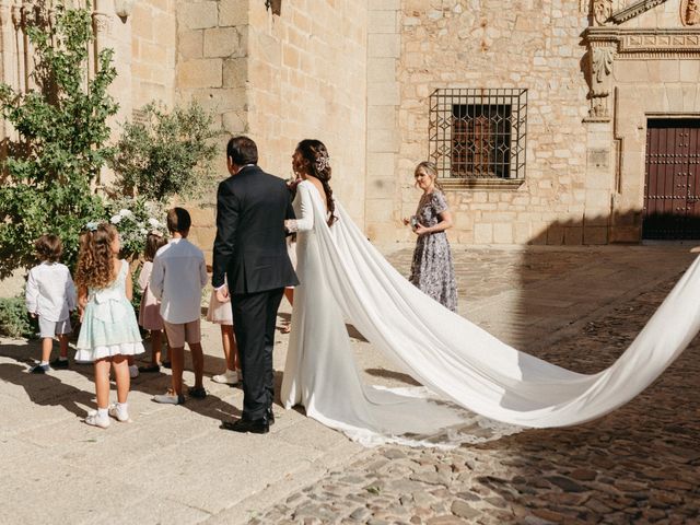 La boda de Daniel y Cristina en Cáceres, Cáceres 27