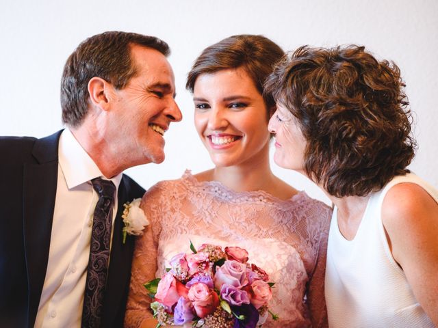 La boda de Gorka y Itsaso en Pamplona, Navarra 34