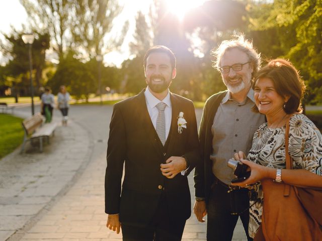 La boda de Gorka y Itsaso en Pamplona, Navarra 37
