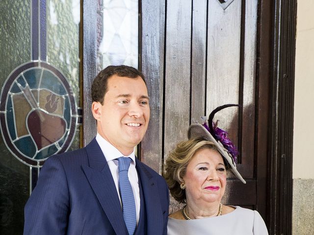 La boda de Jorge y Belén en San Sebastian De Los Reyes, Madrid 25