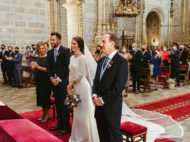 La boda de Ismael y Lorena en Arroyomolinos De La Vera, Cáceres 34