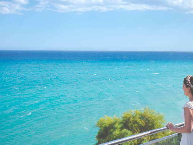 La boda de Diego y Carmen en La/villajoyosa Vila Joiosa, Alicante 15