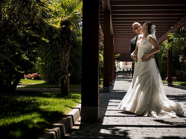 La boda de Juan Carlos y Marta en Torrejon De La Calzada, Madrid 12