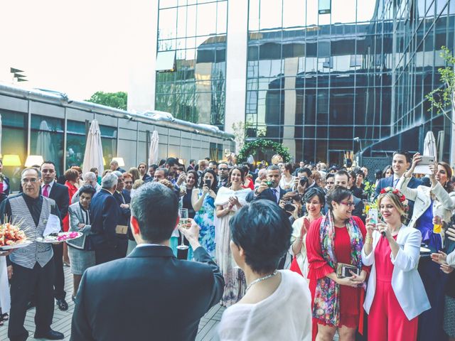 La boda de Javier y Norma en Madrid, Madrid 18