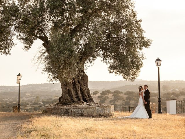 La boda de Sofia y Ismael en El Cerro De Andevalo, Huelva 59