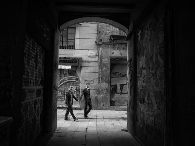 La boda de Carlos y Jonatan en Barcelona, Barcelona 18