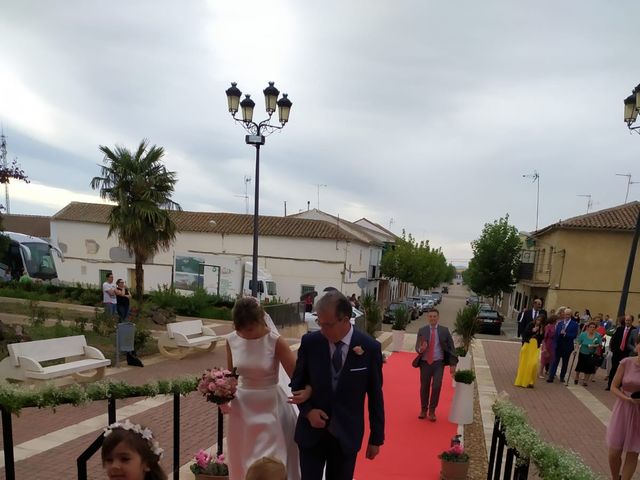 La boda de Antonio José  y Nuria  en Almuradiel, Ciudad Real 8