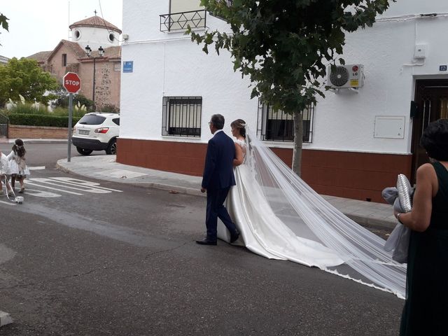 La boda de Antonio José  y Nuria  en Almuradiel, Ciudad Real 1