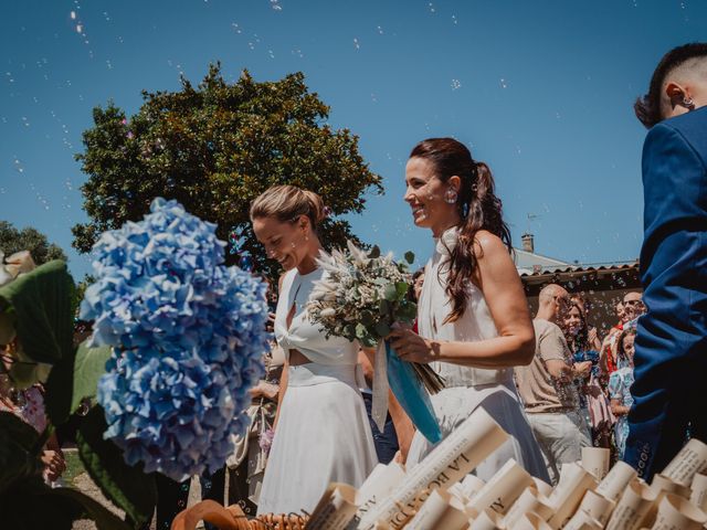 La boda de Paula y Anna en Oleiros, A Coruña 81