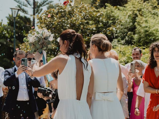 La boda de Paula y Anna en Oleiros, A Coruña 82