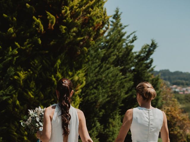 La boda de Paula y Anna en Oleiros, A Coruña 83