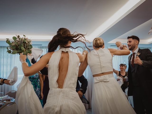 La boda de Paula y Anna en Oleiros, A Coruña 114