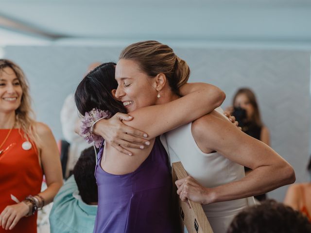 La boda de Paula y Anna en Oleiros, A Coruña 123