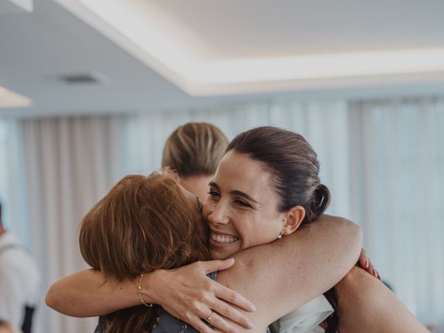 La boda de Paula y Anna en Oleiros, A Coruña 126