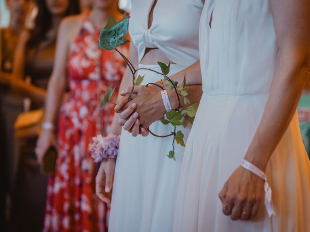 La boda de Paula y Anna en Oleiros, A Coruña 137