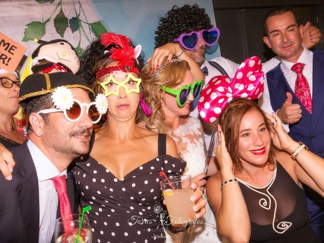 La boda de Fernando y Mari Carmen en Benalmadena Costa, Málaga 71