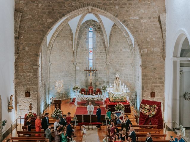 La boda de David y Lourdes en Castelló/castellón De La Plana, Castellón 32