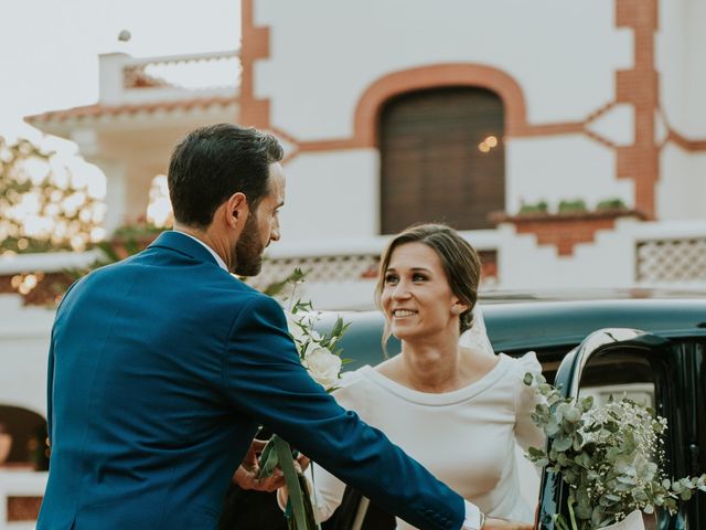 La boda de David y Lourdes en Castelló/castellón De La Plana, Castellón 45