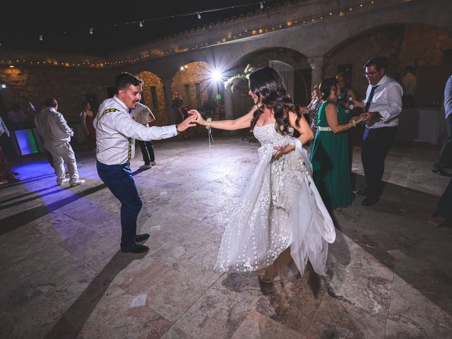 La boda de Pepe y Teresa en Caracuel De Calatrava, Ciudad Real 107