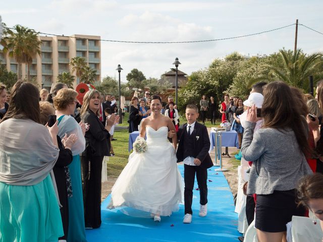 La boda de Oscar y Mila en L&apos; Atmella De Mar, Tarragona 1