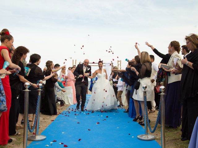 La boda de Oscar y Mila en L&apos; Atmella De Mar, Tarragona 28