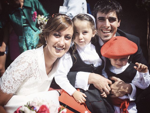 La boda de Ibai y Virgina en Lezama, Vizcaya 59