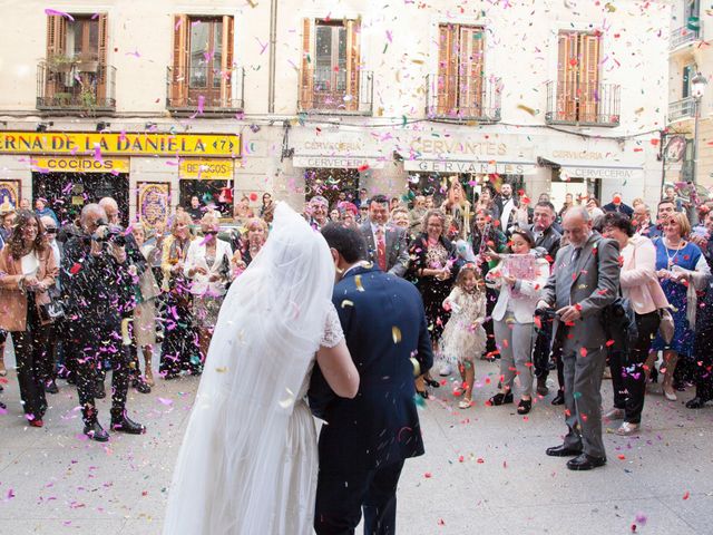 La boda de Raúl y Raquel en Madrid, Madrid 18