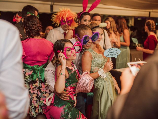 La boda de Mikel y Maria en Donostia-San Sebastián, Guipúzcoa 101