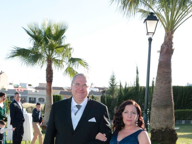 La boda de Carmen y Miguel en Alcala Del Rio, Sevilla 5