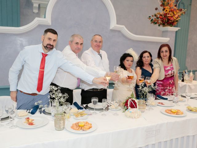 La boda de Carmen y Miguel en Alcala Del Rio, Sevilla 15