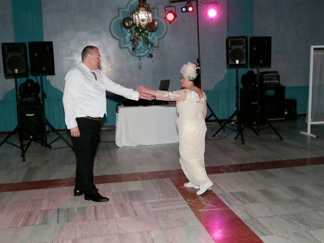 La boda de Carmen y Miguel en Alcala Del Rio, Sevilla 19