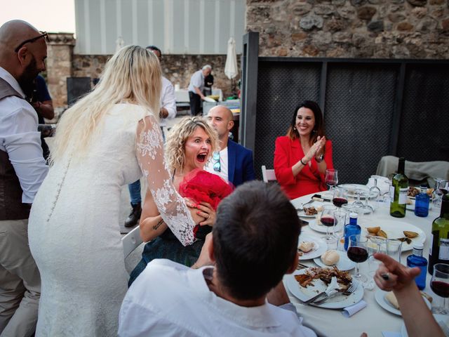 La boda de Jimy y Laura en Girona, Girona 43