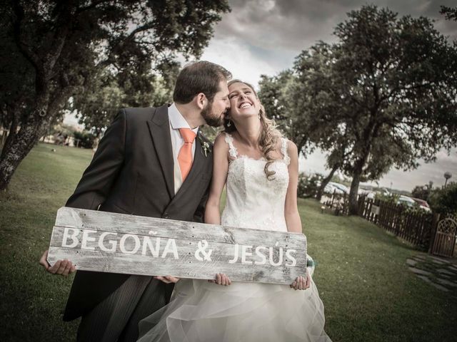 La boda de Jesús y Begoña en Torrelodones, Madrid 123