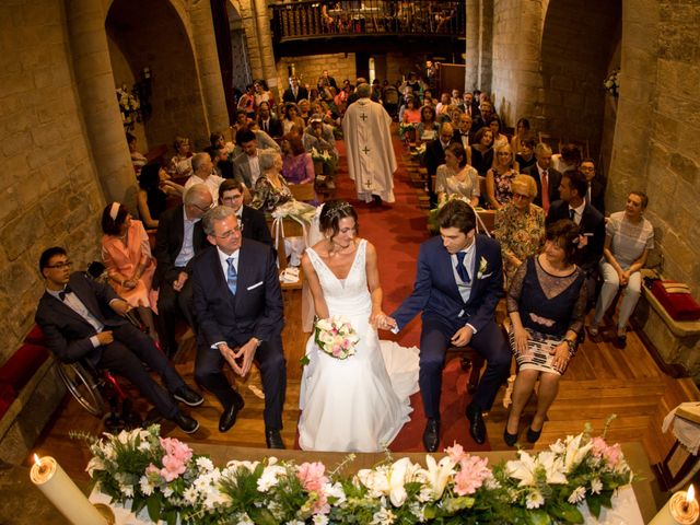 La boda de Jon y Ana en Villamayor De Monjardin, Navarra 13