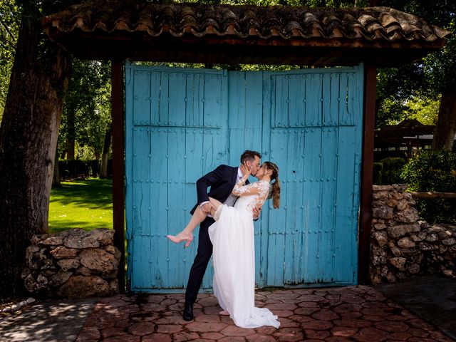 La boda de Álvaro y Jenifer en Saelices, Cuenca 2