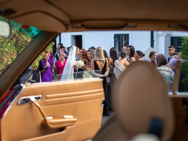 La boda de Juan y Carol en A Coruña, A Coruña 33