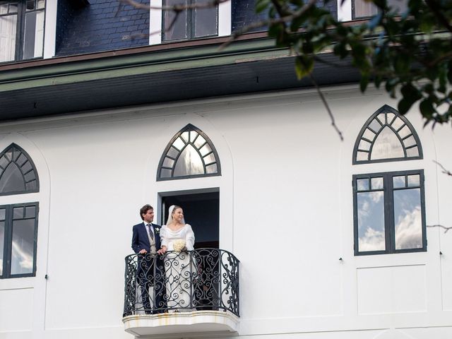 La boda de Juan y Carol en A Coruña, A Coruña 35
