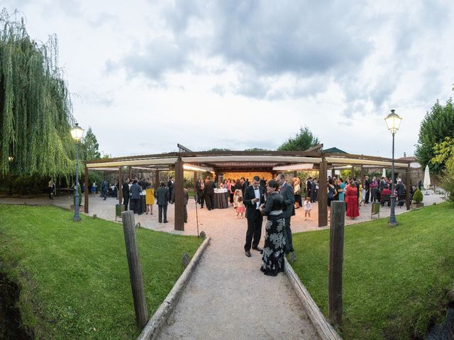 La boda de Luis y Sheila en Carrizo De La Ribera, León 23