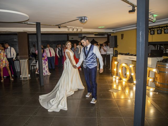 La boda de Jordi y Ana en Valoria La Buena, Valladolid 41