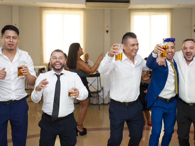 La boda de Patricio y Esmeralda en Leganés, Madrid 40