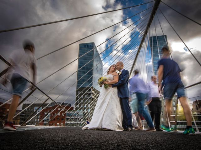 La boda de Asier  y Amanda  en Bilbao, Vizcaya 16