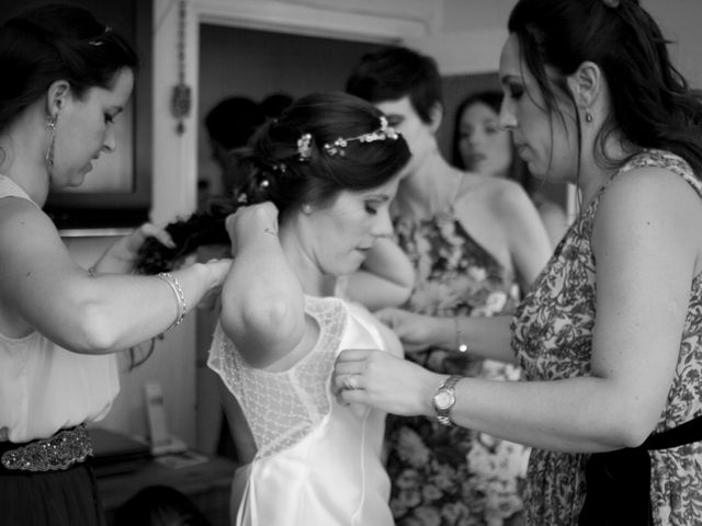 La boda de Javier y Ana Paula en Navalagamella, Madrid 4