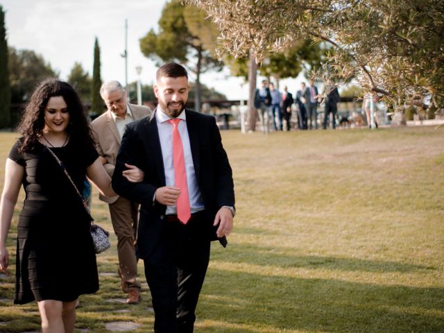 La boda de Javier y Ana Paula en Navalagamella, Madrid 19