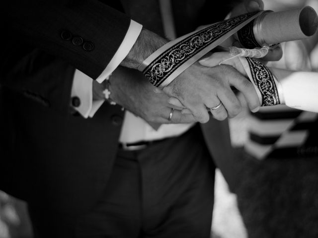 La boda de Javier y Ana Paula en Navalagamella, Madrid 39