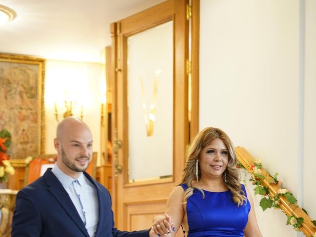 La boda de Borja y Adriana en Madrid, Madrid 7