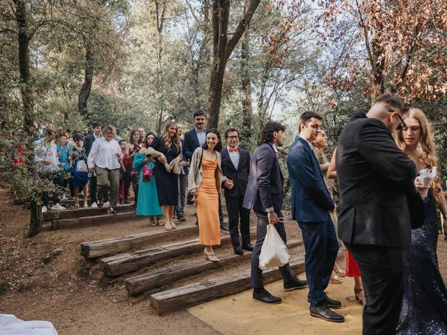 La boda de Ivan y Anaïs en Caldes De Montbui, Barcelona 33