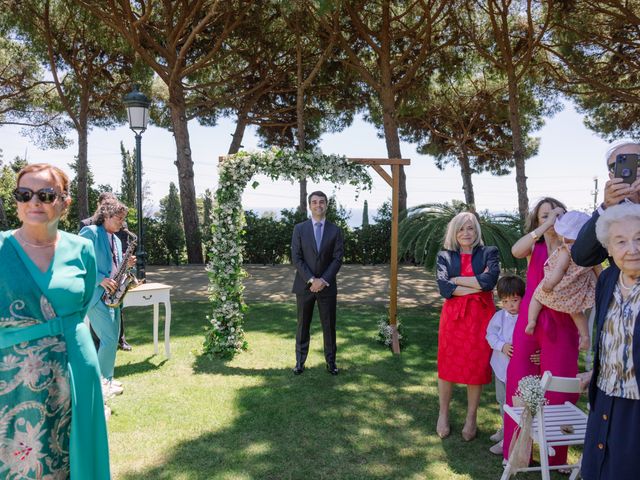 La boda de Marc y Teresa en Premia De Dalt, Barcelona 32